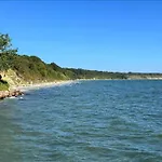 Close To The Sea Bright In Arnager דירה *