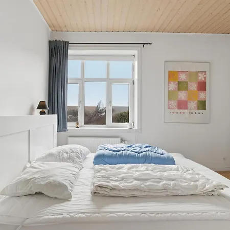 Close To The Sea Bright In Arnager Apartment *